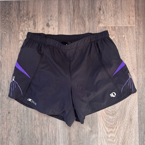 Pearl Izumi Pants - Pearl Izumi Women's Athletic Shorts in Black and Purple
